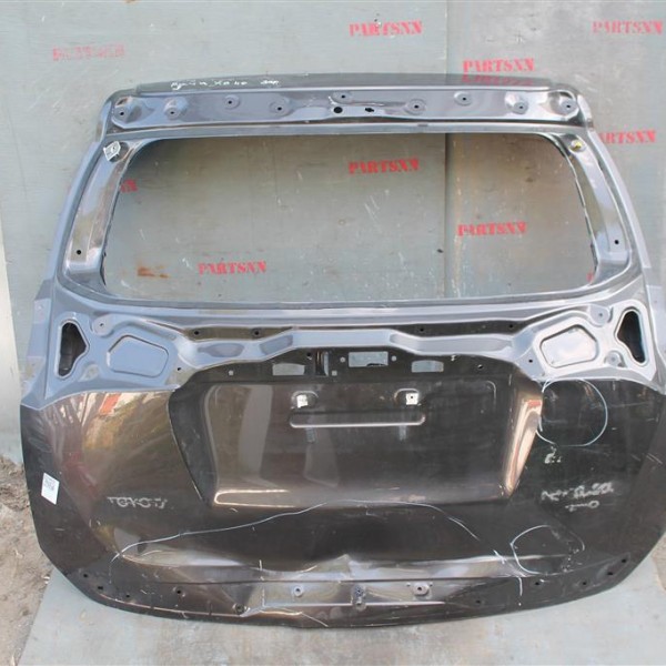 Крышка багажника  Toyota RAV 4 2013>