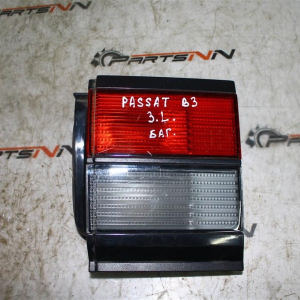 Фонарь задний левый  VW Passat (B3) 1988-1993