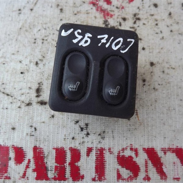 Кнопка обогрева сидений  Lada 2110