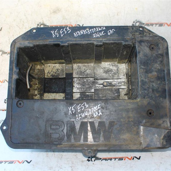 Корпус Крепление Подставка АКБ  BMW X5 E53 2000-2007