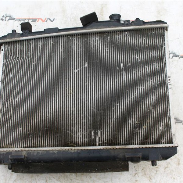 Радиатор основной  Suzuki Swift 2003-2010