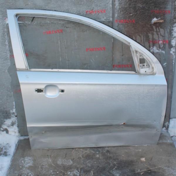 Дверь передняя правая  Chevrolet Aveo (T250) 2005-2011
