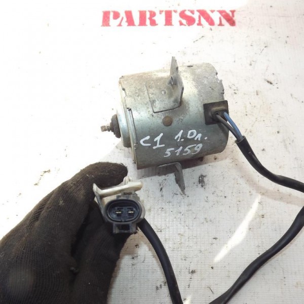 Моторчик вентилятора  Citroen C1 2005-2014