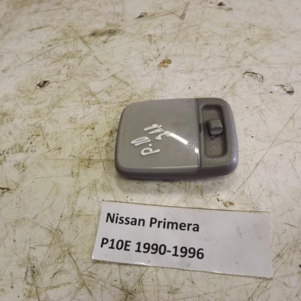 Плафон салонный  Nissan Primera P10E 1990-1996