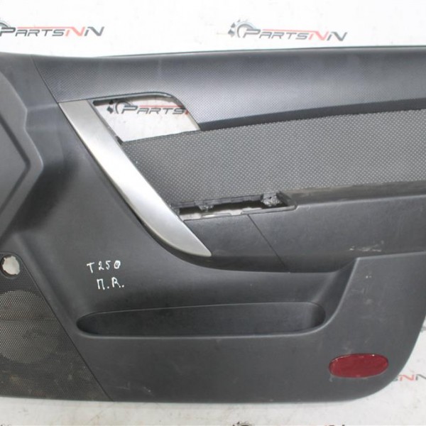 Обшивка двери передней правой  Chevrolet Aveo (T250) 2005-2011