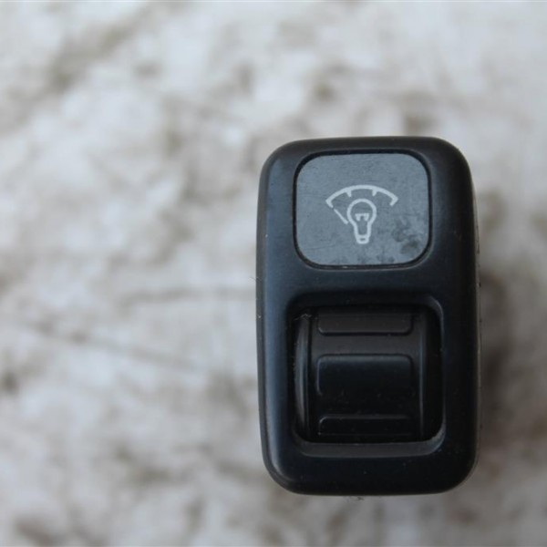 Кнопка освещения панели приборов  Mazda 626 (GE) 1992-1997