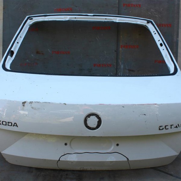 Крышка багажника  Skoda Octavia (A7) 2013>