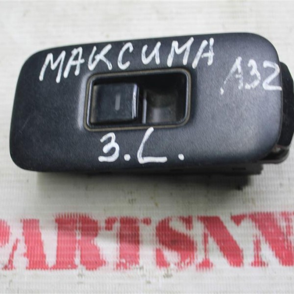 Кнопка стеклоподъемника  Nissan Maxima (A32) 1994-2000