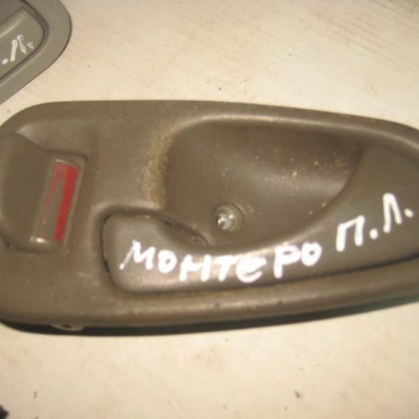 Ручка двери внутренняя  Mitsubishi Pajero /Montero Sport (K9) 1998-2008
