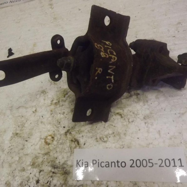 Опора кронштейн двигателя  Kia Picanto 2005-2011