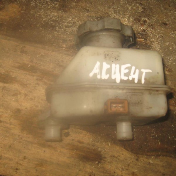 Бачок тормозной жидкости  Hyundai Accent II (+ТАГАЗ) 2000-2012