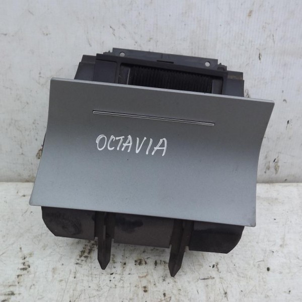 Накладка панели центральная  Skoda Octavia (A5 1Z-) 2004-2013