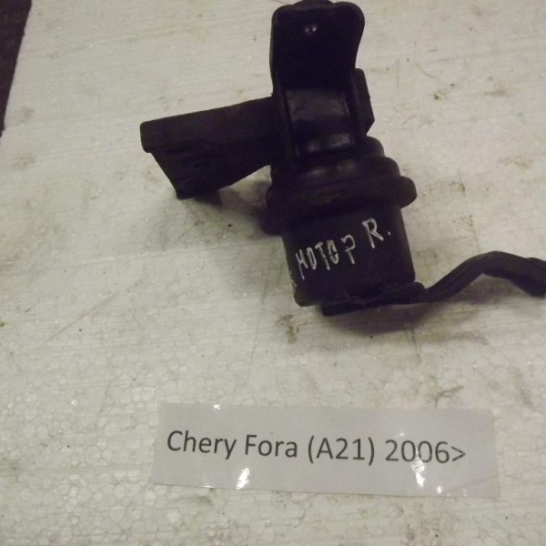 Опора кронштейн двигателя  Chery Fora (A21) 2006>