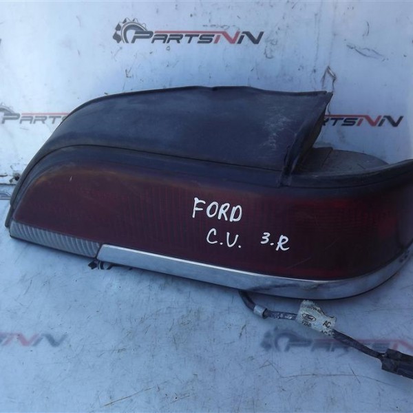 Фонарь задний правый  Ford Crown Victoria 1991—2011