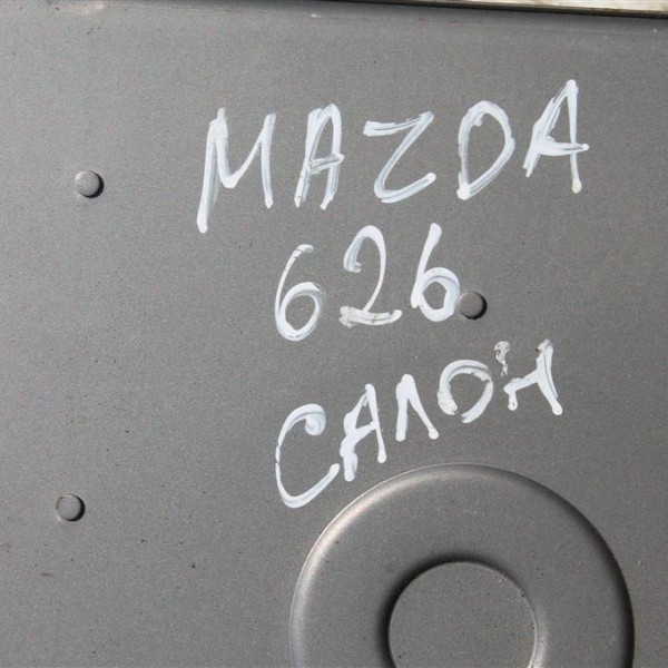 Блок управления двигателем  Mazda 626 (GE) 1992-1997